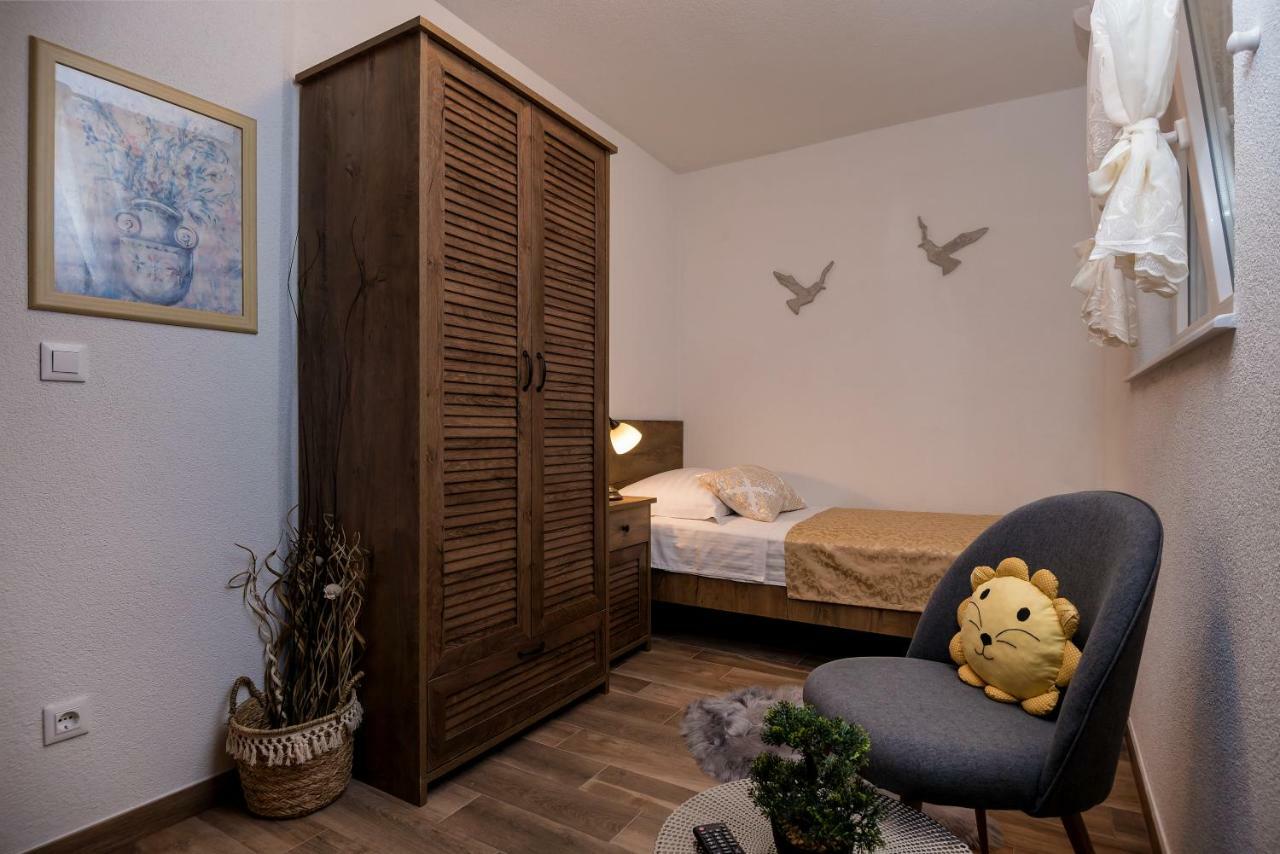 Apartment Cesarica Baska Voda Ngoại thất bức ảnh
