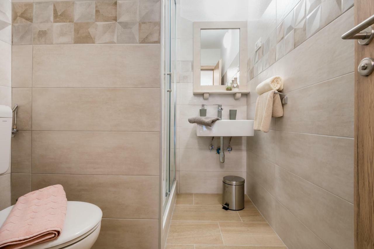 Apartment Cesarica Baska Voda Ngoại thất bức ảnh